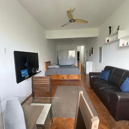 Apartamento A 200M Da Praia De Copacabana Apartment